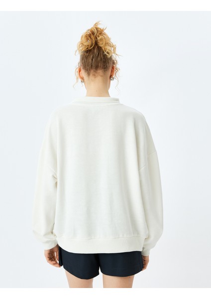 Slogan Nakışlı Polo Yaka Uzun Kollu Sweatshirt fırsatları