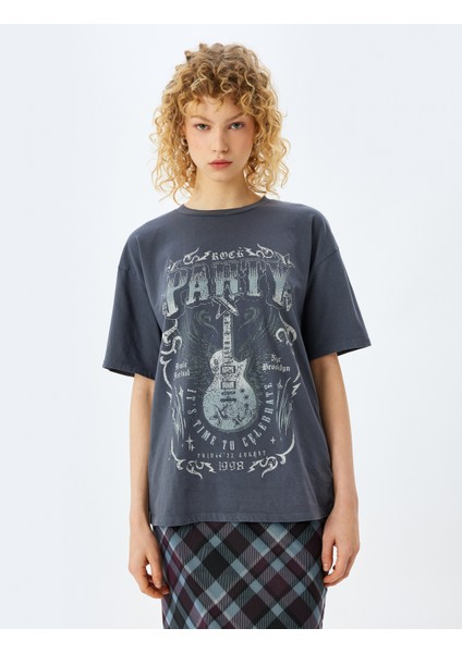 Slogan Baskılı Oversize Bisiklet Yaka Kısa Kollu T-Shirt