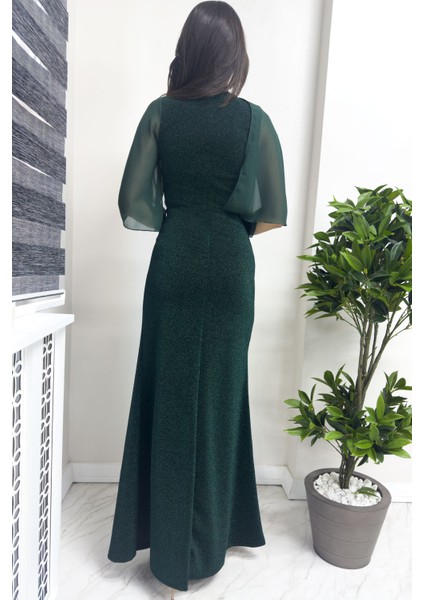 Zümrüt Yeşili Taş Detaylı Volan Kol Simli Abiye Elbise fırsatları