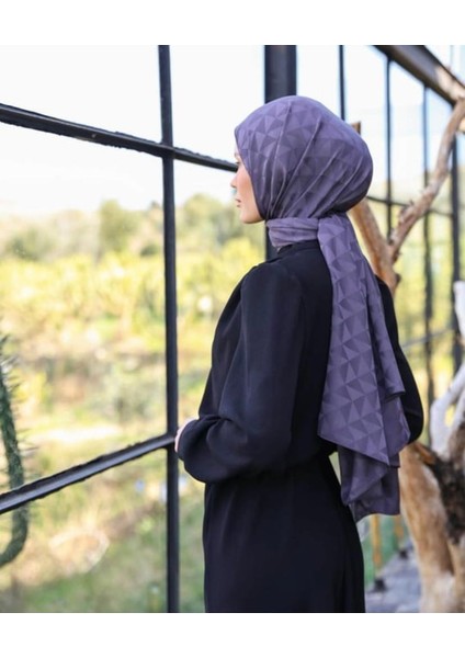 Üçgen Desen Antrasit Jakar Şal