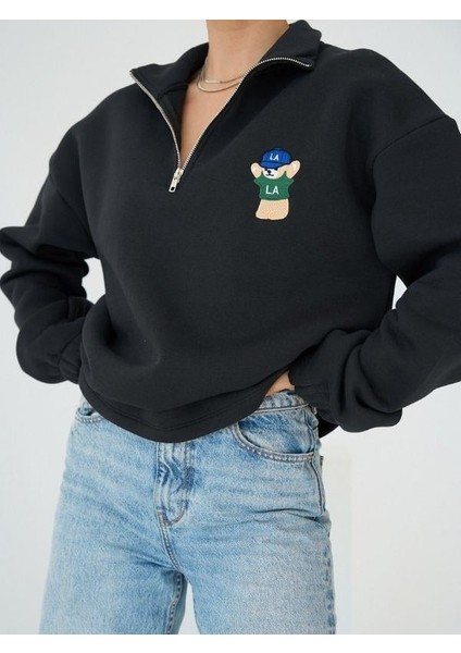 Kadın Yakası Fermuarlı Ayıcıklı Sweatshirt fiyatları