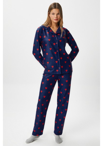 Kadın Nora Premium Lacivert Kalp Desen Süet Doku Düğmeli Yılbaşı Pijama Takımı