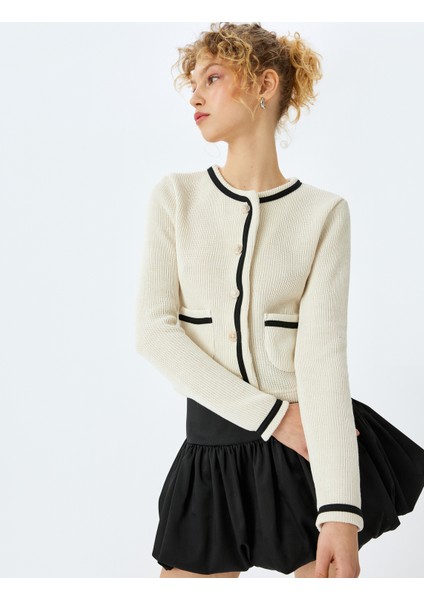 Bisiklet Yaka Cep Detaylı Biyeli Slim Fit Düğmeli Hırka