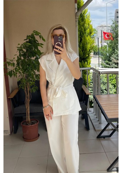 Beyaz Yelekli Premium Takım fiyatları