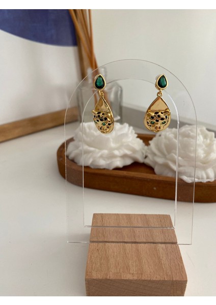 Kaplan Figür Çelik Küpe fırsatları