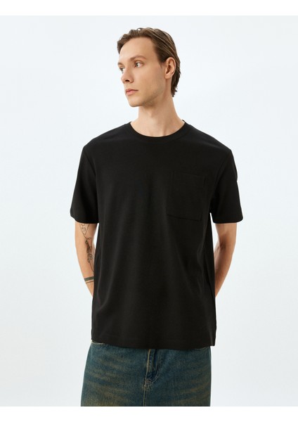 Bisiklet Yaka Kısa Kollu Cepli Pamuklu Basic T-Shirt