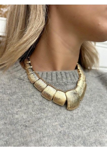Gold Kare Plaka Marka Model Kolye