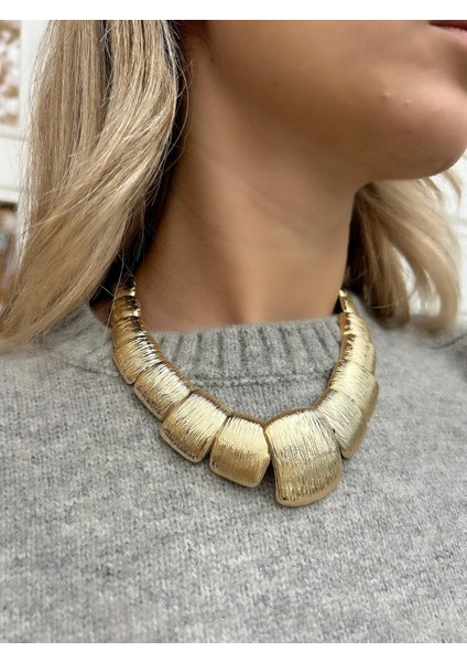 Gold Kare Plaka Marka Model Kolye
