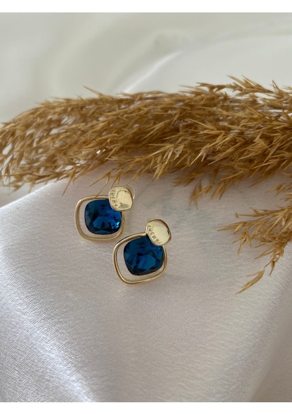 Lacivert Taş Detaylı Gümüş Küpe fiyatları