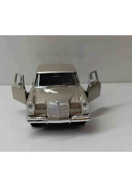 Dianomi Welly 1:32 Ölçek Mercedes Benz 600 Çek Bırak Metal Araba modelleri