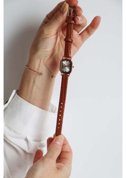 Kahverengi Kadın Dikdörtgen Deri Kordon Rose Gold Yeni Sezon Vintage Kol Saati