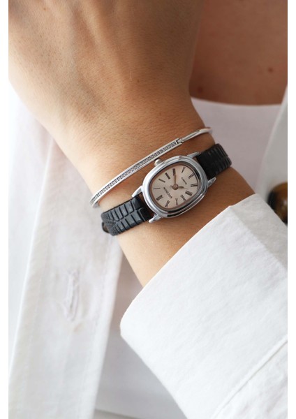 Siyah Kadın Deri Kordon Rose Gold Yeni Sezon Vintage Kol Saati fiyatları