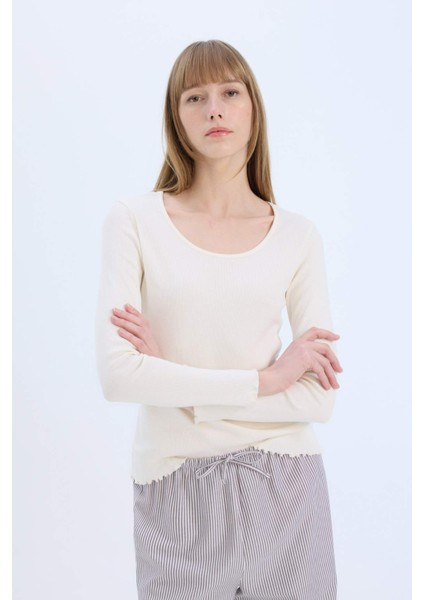 Fall in Love Pijama Takımı Regular Fit Poplin Uzun Kollu Üst Çizgili Uzun Alt E2349AX24WN