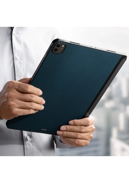 iPad Pro 11 2021 3.nesil Kılıf Aramid Fiber Pitaka Ultra-Slim Classic Serisi Mavi fırsatları