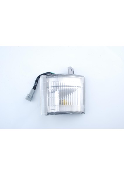 Sağ Sinyal Köşe Mitsubishi 659/515/635 Uyumlu MC139767