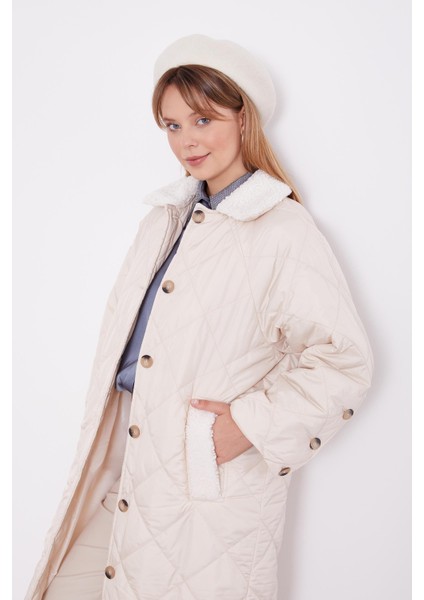 Bej Kürk Detaylı Kapitone Mont fırsatları