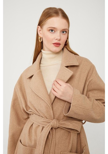 Toprak Kuşak Bağlamalı Kaşe Kaban modelleri