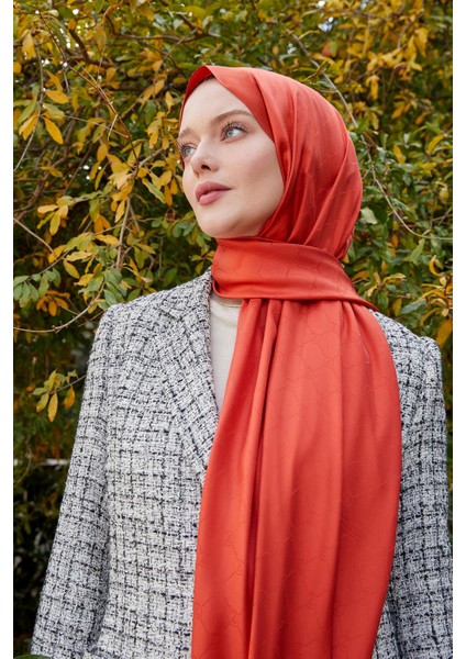 Kiremit Petek Desen Monogram Ipek Şal