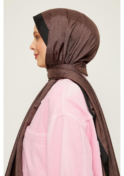 Kahve Halka Desen Monogram Şal