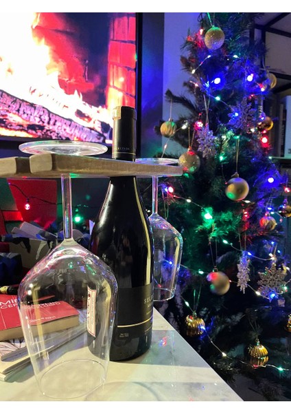 Masif Ceviz Ağacından El Yapımı Kadeh Veşarap Tutucu
