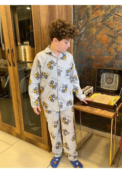Pjk Jeep Desenli Gri Uzun Kollu Önden Düğmeli Erkek Çocuk Pijama Takımı 4-12 Yaş 0701U
