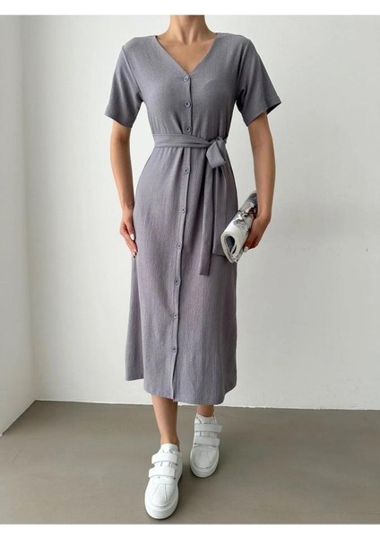 Düğmeli Kemerli Elbise