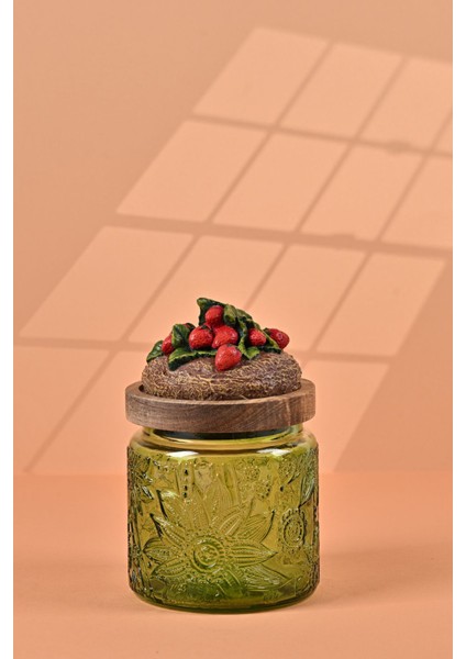 El Yapımı Özel Tasarım Kavanoz - 500 ml - Vakumlu Ahşap Kapaklı (Çilek Detaylı) - Yeşil Çiçekli Yuvarlak Cam - Mutfak ve Ev Dekorasyonu