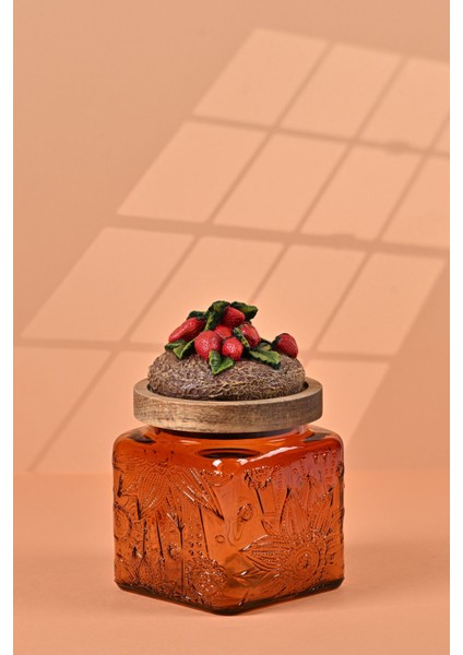 El Yapımı Özel Tasarım Kavanoz - 500 ml - Vakumlu Ahşap Kapaklı (Çilek Detaylı) - Dark Amber Çiçekli Kare Cam - Mutfak ve Ev Dekorasyonu fiyatları