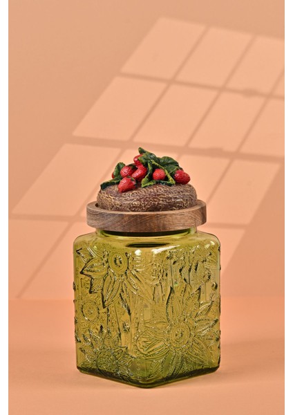 El Yapımı Özel Tasarım Kavanoz - 700 ml - Vakumlu Ahşap Kapaklı (Çilek Detaylı) - Yeşil Çiçekli Kare Cam - Mutfak ve Ev Dekorasyonu