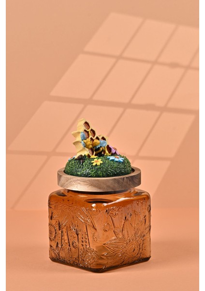 El Yapımı Özel Tasarım Bal Kavanoz - 500 ml - Vakumlu Ahşap Kapaklı (Bal ve Arı Detaylı) - Medium Amber Çiçekli Kare Cam - Mutfak ve Ev Dekorasyonu modelleri