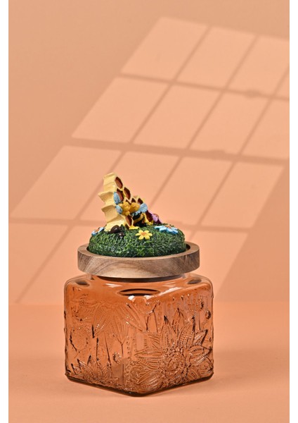 El Yapımı Özel Tasarım Bal Kavanoz - 500 ml - Vakumlu Ahşap Kapaklı (Bal ve Arı Detaylı) - Light Amber Çiçekli Kare Cam - Mutfak ve Ev Dekorasyonu modelleri