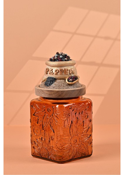 El Yapımı Özel Tasarım Karabiber Baharat Kavanozu -700 ml - Vakumlu Ahşap Kapaklı (Dore Detaylı) - Dark Amber Çiçekli Cam - Mutfak ve Ev Dekorasyonu