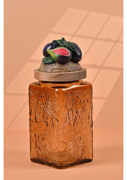 El Yapımı Özel Tasarım Kavanoz - 1000 ml - Vakumlu Ahşap Kapaklı (İncir Detaylı) - Medium Amber Çiçekli Kare Cam - Mutfak ve Ev Dekorasyonu
