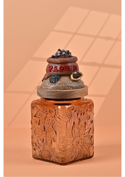El Yapımı Özel Tasarım Karabiber Baharat Kavanozu - 700 ml - Vakumlu Ahşap Kapaklı (Kahverengi Detaylı) - Light Amber Çiçekli Cam - Mutfak ve Ev Dekorasyonu