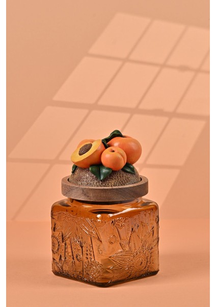 El Yapımı Özel Tasarım Kavanoz - 500 ml - Vakumlu Ahşap Kapaklı (Kayısı Detaylı) - Medium Amber Çiçekli Kare Cam - Mutfak ve Ev Dekorasyonu