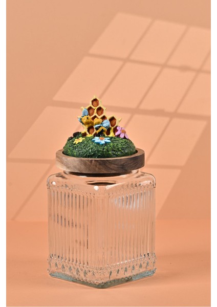 El Yapımı Özel Tasarım Bal Kavanozu - 700 ml - Vakumlu Ahşap Kapaklı (Bal ve Arı Detaylı) - Şeffaf Çizgili Cam - Mutfak ve Ev Dekorasyonu