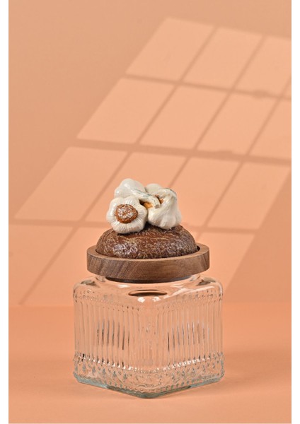 El Yapımı Özel Tasarım Kavanoz - 500 ml - Vakumlu Ahşap Kapaklı (Sarımsak Detaylı) - Şeffaf Çizgili Cam - Mutfak ve Ev Dekorasyonu fiyatları