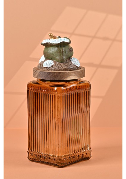 El Yapımı Özel Tasarım Tuz Baharat Kavanozu - 1000 ml - Vakumlu Ahşap Kapaklı (Yeşil Detaylı) - Medium Amber Çizgili Cam - Mutfak ve Ev Dekorasyonu fiyatları