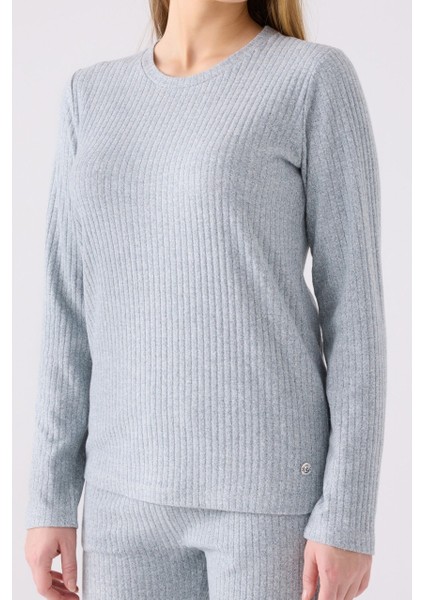 Lisanslı Yumuşak Dokulu Termal Kumaş Uzun Kol Kadın Pijama Takım 8908 fırsatları