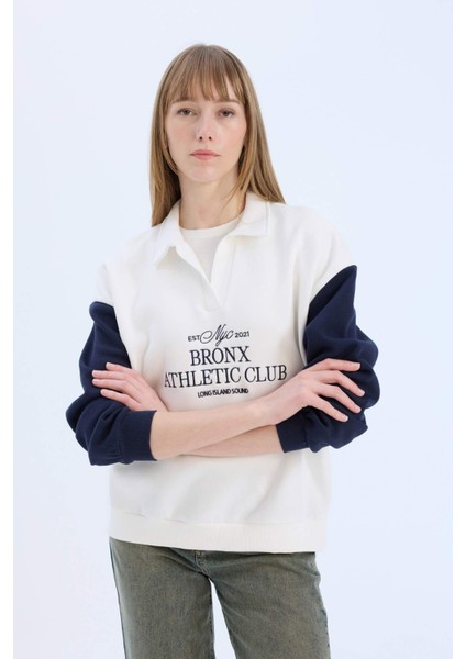 Oversize Geniş Kalıp Polo Yaka Baskılı Kalın Sweatshirt E1852AX24WN fırsatları