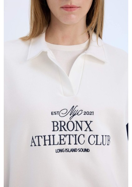 Oversize Geniş Kalıp Polo Yaka Baskılı Kalın Sweatshirt E1852AX24WN indirimleri