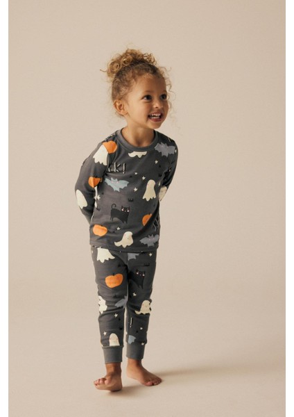 Kız Çocuk Yeni Sezon Penye Bal Kabağı Kedi Gece Temalı Paça Lastikli Pijama Takımı fırsatları