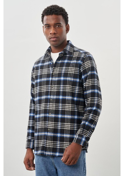 Lacivert Yünlü Ekose Desen Yumuşak Yaka Cepsiz Uzun Kol Casual Comfort Fit Gömlek 1004245227 modelleri