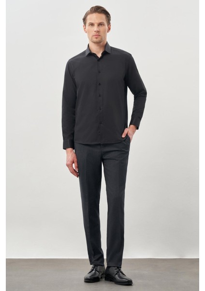 Siyah Uzun Kol Düz Bez Ayağı Yarım İtalyan Yaka Cepsiz Pamuklu Classic Slim Fit Gömlek 1004245268 fiyatları