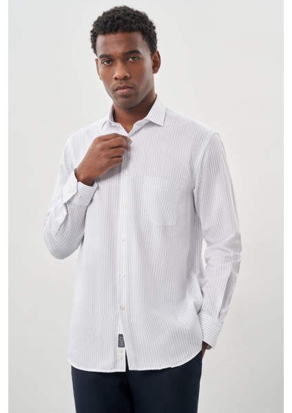 Beyaz Uzun Kol Desen İtalyan Yaka Cepli Pamuklu Classic Comfort Fit Gömlek 1004245185 modelleri