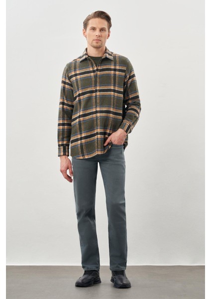 Koyu Haki Yünlü Ekose Desen Yumuşak Yaka Cepsiz Uzun Kol Casual Comfort Fit Gömlek 1004245227 fiyatları