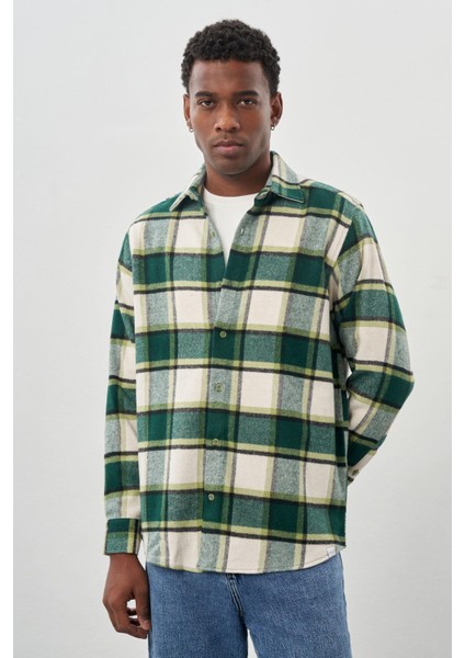 Koyu Lacivert Yünlü Ekose Desen Yumuşak Yaka Cepsiz Uzun Kol Casual Comfort Fit Gömlek 1004245227