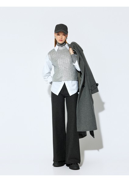 x Şahika Ercümen - Kolsuz Saç Örgü Dokulu Parlak Metalik Süveter fiyatları