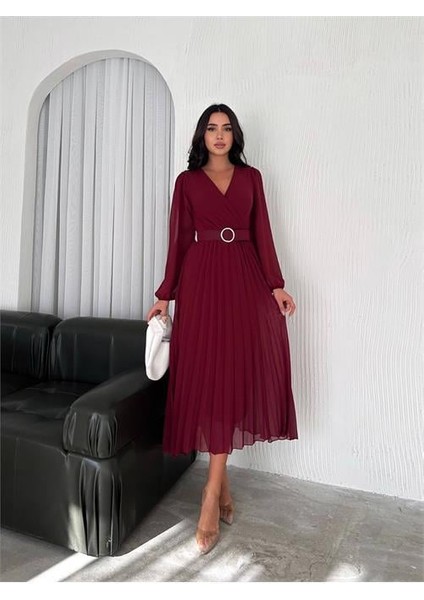 Kadın Bordo Piliseli Kemerli Şifon Elbise DPNBK3028