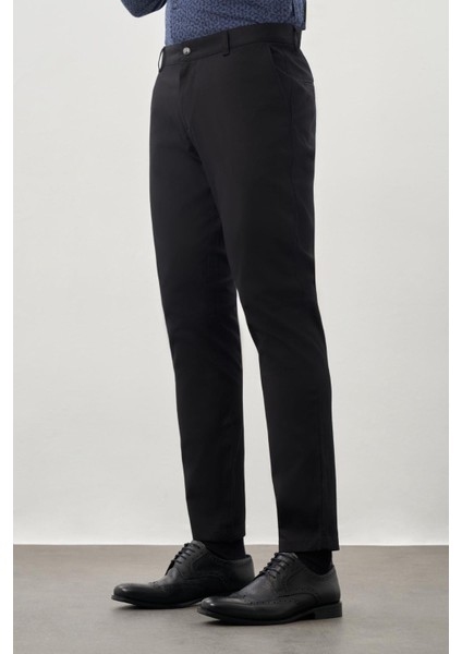 Siyah Kendinden Desenli Bez Ayağı Pamuklu Yan Cep Slim Fit Casual Pantolon 1003245168 modelleri
